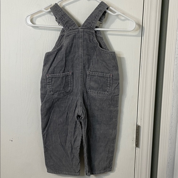 Thomas & Friends Like New Corduroy Gray Overall Bibs Train Embroidery Size 12 Mo - Picture 6 of 9